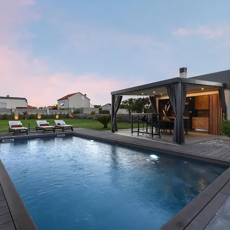 Prázdninový dům Topaz *